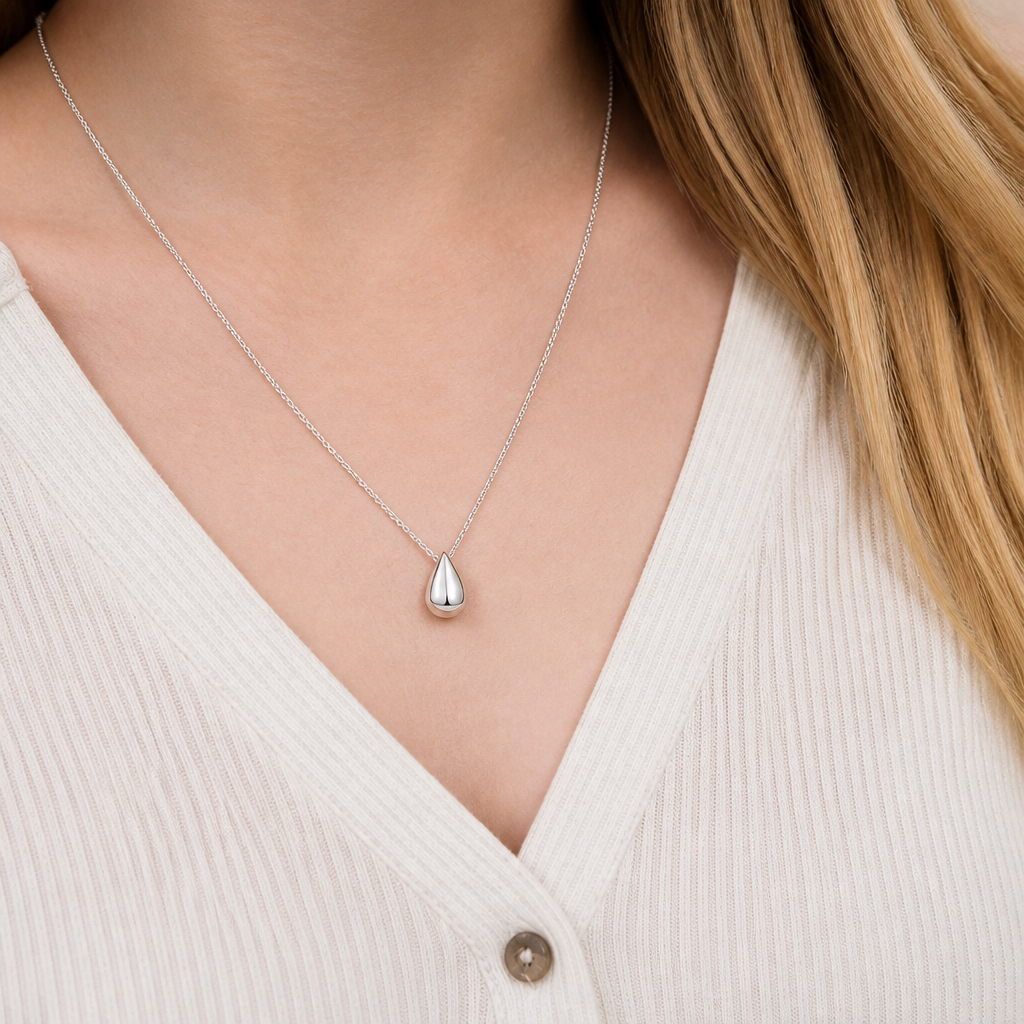 To My Queen – Love You Forever Necklace